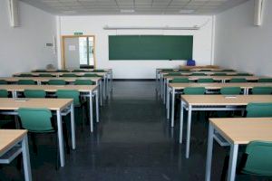 CSIF insta al Ministerio de Sanidad a que explicite el cierre de centros educativos ante la "inacción" por parte de Conselleria