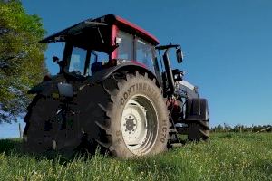 LA UNIÓ cedeix els seus tractors amb cubes i atomitzadors per a desinfectar els espais públics