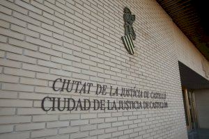 A prisión por agredir a su mujer e hijos con una correa y amenazarles con un cuchillo en Castellón
