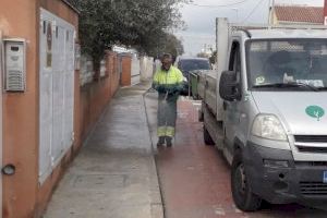 Almassora contrata a dos empresas locales e incorpora baldeos para desinfectar todas las calles