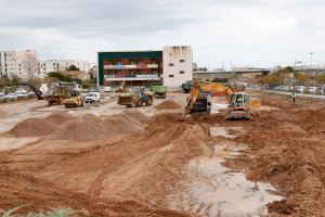 Arranca la construcció dels hospitals de campanya a València i Alacant