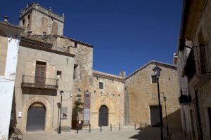 Los alcaldes del interior piden servicios mínimos médicos ante el cierre de centros de salud en Castellón