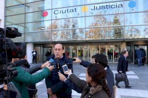 Montañez (VOX) acusa a Grezzi de encubrir la pérdida de 4 millones de euros por la estafa a la EMT con el ERTE por la crisis del COVID-19