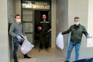 El Ayuntamiento de Almussafes reparte las primeras viseras anti-salpicaduras solidarias