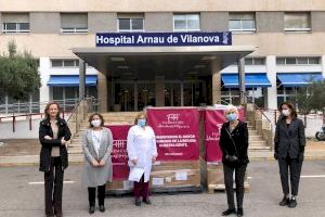Hortensia Herrero entrega un millón de mascarillas a hospitales valencianos