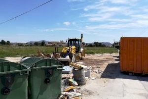 Los servicios de limpieza de Novelda recogen más de 28.000 kilos de residuos incontrolados a pesar del confinamiento