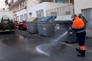 Alicante ha destinado más de 4.000 litros de hipoclorito en la desinfección de los entornos de más de 40 enclaves sanitarios y sociosanitarios dentro del Plan Especial de Desinfección el primer mes de la COVID19