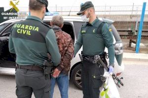 Detenido en Torrevieja por saltarse el confinamiento para ir a pescar