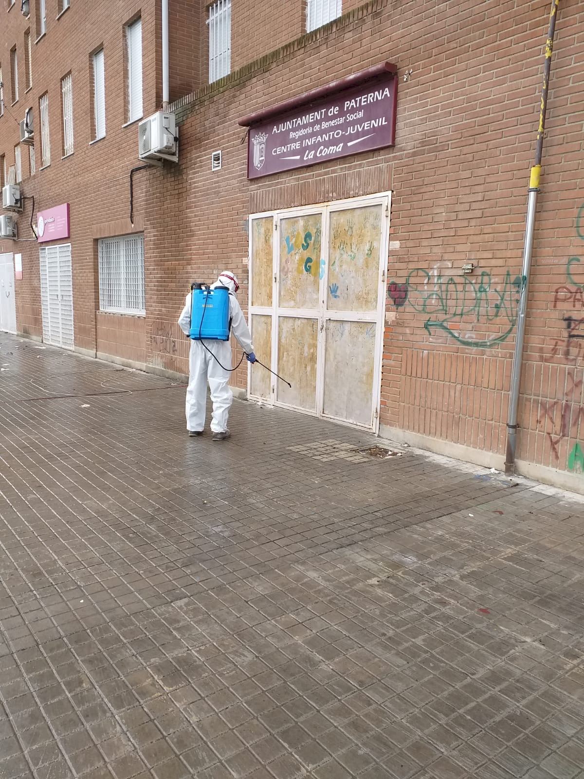 Paterna y la Generalitat estudian cómo recuperar las viviendas públicas ocupadas en La Coma