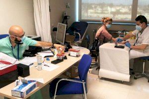 Vinalopó y Torrevieja hacen test masivos a sus profesionales y al personal de los servicios externalizados
