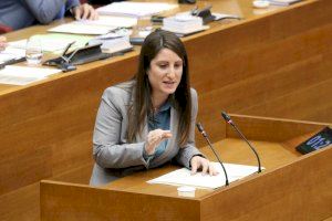 Ana Vega portavoz de VOX en las Cortes Valencianas pide la reanudación de la vida parlamentaria