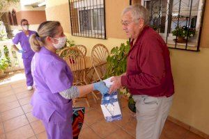 102 personas se benefician del “Servicio de Compras a Domicilio” en La Nucía