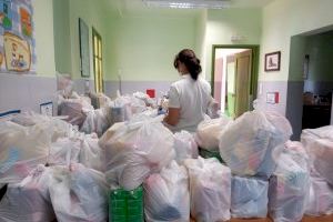 Manises inicia un banco de alimentos para ayudar a la población más vulnerable