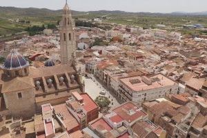 El Ayuntamiento de Alcalà-Alcossebre aprueba la nueva ordenanza para revitalizar la actividad económica tras el COVID-19