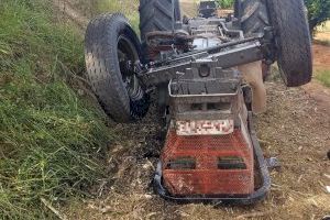 Mor un ancià a Rafelguaraf després de quedar atrapat sota el tractor que conduïa
