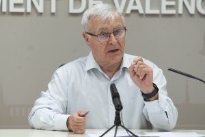 Valencia prohíbe a los funcionarios hablar con la prensa sobre la gestión de la crisis