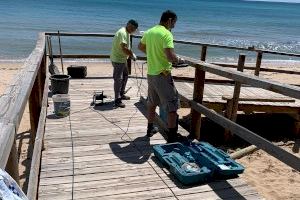 El Ayuntamiento intensifica los trabajos para la puesta a punto de las playas de Elche