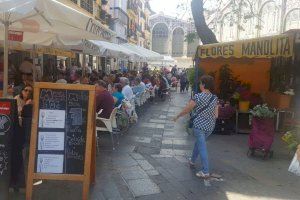 Los hosteleros de Valencia se resisten a abrir y piden “decisiones extraordinarias”