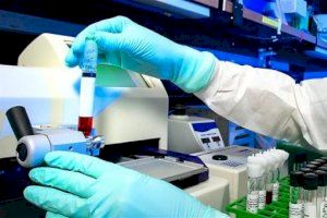 Sanidad limita los test PCR a los trabajadores con sospecha de contagio