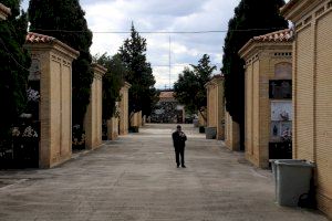 Reabren los cementerios municipales de València y se flexibilizan las limitaciones en funerales y velatorios