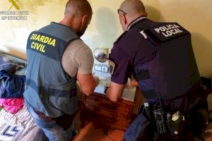Un detenido y dos investigados en Valencia por cultivar marihuana en una urbanización de Godelleta