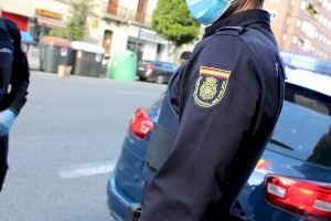 Herido un policía tras un atraco a dos gasolineras y una farmacia en Valencia