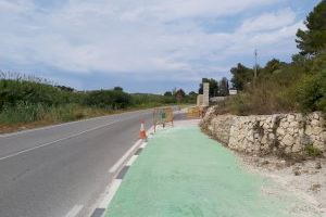Comienza la instalación de luminarias en la carretera entre Teulada y Moraira