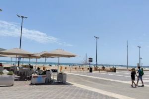 Las playas de Valencia estrenan fase 2 sin aglomeraciones y con importantes controles