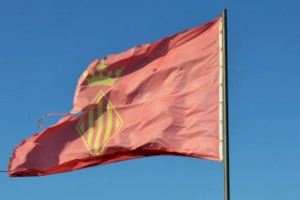 L’Ajuntament convida a commemorar la Crema de la ciutat amb la iniciativa benèfica «Xàtiva renaix als balcons»