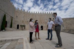 Ruth Sanz anima a la ciutadania a visitar ‘el nou castell de Peníscola’, les obres de remodelació del qual van finalitzar el mes passat desembre