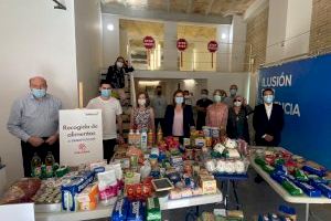 El PP de Valencia ciudad reconvierte su nueva sede aún por inaugurar en un almacén de recogida de alimentos para Cáritas