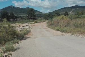 Avancen les obres de reparació dels camins afectats per la DANA de setembre, a la Font de la Figuera