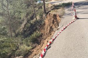 Benagéber reconstruye el muro de un camino afectado por la lluvia con la ayuda de la Diputación