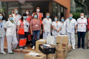 Sanitaris de l'Hospital General donen 800 kg de menjar als col·lectius més necessitats