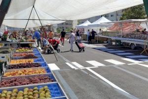El mercat de fruita i verdura d´Altea confirma la seua gran acollida amb més de 2.000 visites cada dimarts