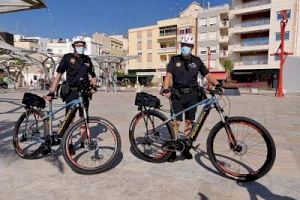 L’Ajuntament de Vinaròs adquireix dues bicis elèctriques per a la Policia Local