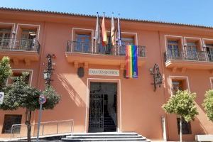 El Ayuntamiento de Requena conmemora el Día del Orgullo LGTBI 2020