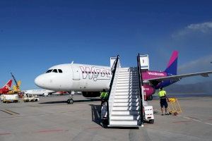 El aeropuerto de Castellón operará este verano su cifra récord de vuelos regulares con 15 conexiones semanales a seis destinos