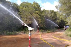 Bomberos inicia una campaña de maniobras de defensa contra incendios en la Devesa