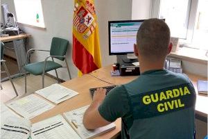 La Guardia Civil investiga a un vecino de Vitoria por estafar, presuntamente, 60.000 euros en la venta de material higiénico-sanitario