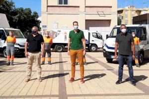 El Ayuntamiento de Elda y Fobesa continúan la renovación de la flota de limpieza y recogida de residuos con la incorporación de tres vehículos totalmente eléctricos
