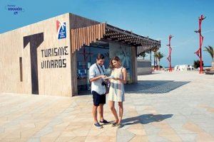 La Oficina de Turismo de Vinaròs se acredita con el distintivo “Responsible Tourism”