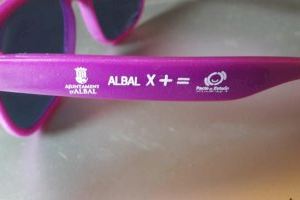 El Partido Popular exige la retirada inmediata de unas peligrosas gafas de sol repartidas por el ayuntamiento de Albal