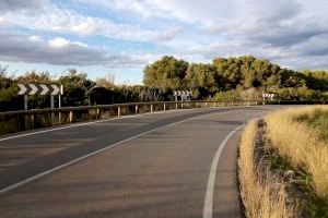 València instal·la semàfors per a regular el pas alternatiu de vehicles al Palmar