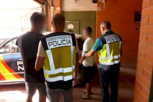 La Policía Nacional detiene en Elche a un grupo criminal especializado en atracos con arma de fuego