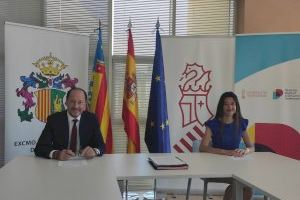 Orihuela se adhiere a Distrito Digital con la firma del acuerdo entre el Ayuntamiento y la Conselleria de Innovación