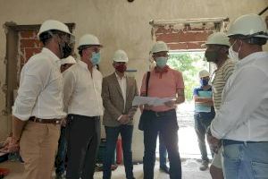El Ayuntamiento de Orihuela inicia las obras de rehabilitación, puesta en valor y conservación del Palmeral