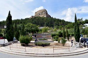 Inician los trabajos de acondicionamiento del Jardín del recuerdo en la Alameda de Morella