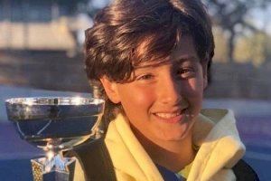 Javier Ballester se proclama de nuevo campeón del torneo federado de tenis Young Tennis Tour Tecnifibre