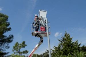 L’Ajuntament de Xàtiva col·loca 19 lluminàries solars a vies públiques i encreuaments de Bixquert i el Carraixet